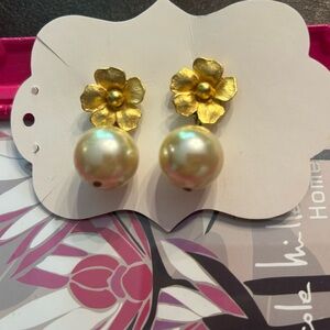 Vintage Gold and Cream Floral Pearl Earrings